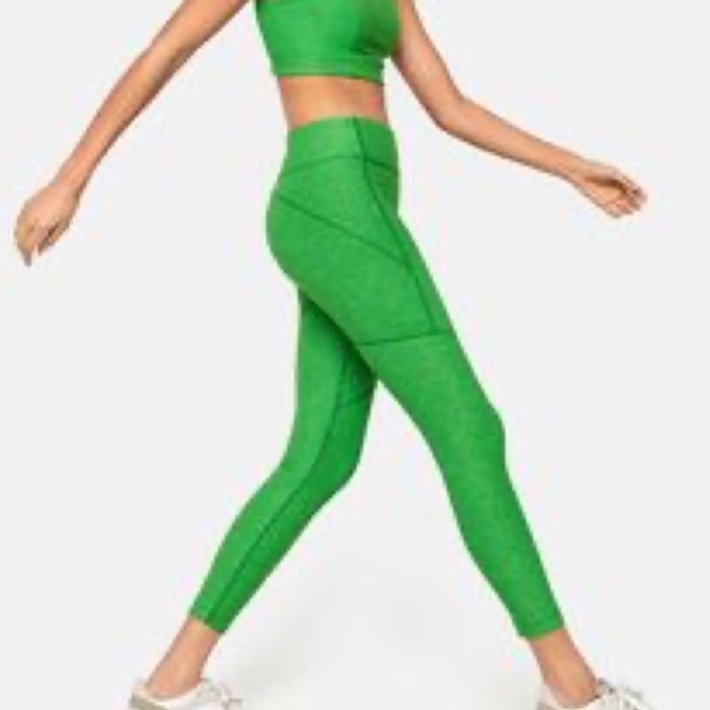 NWOT Outdoor Voices Pine Green Warmup Leggings